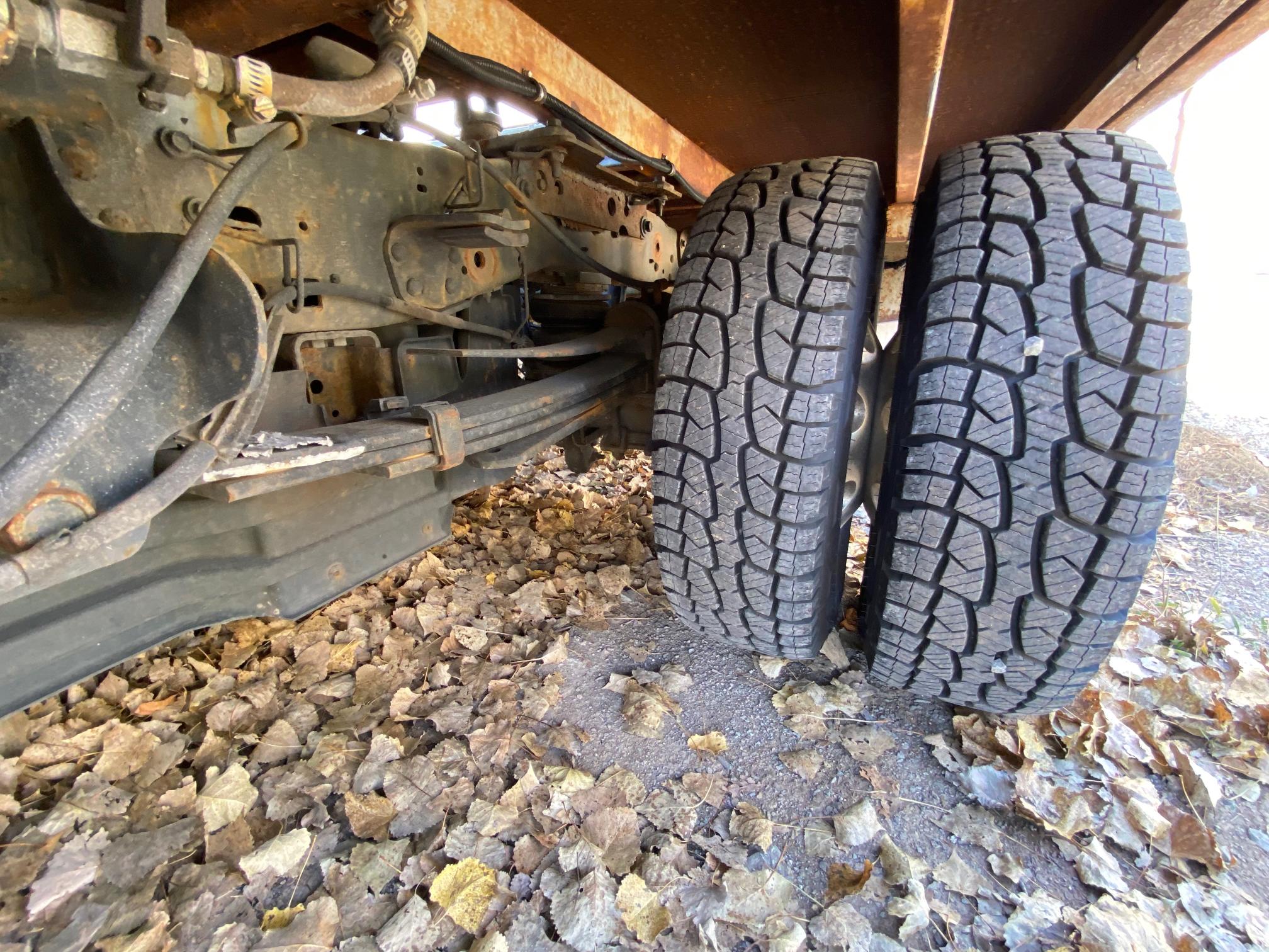 2011 FORD F350 - Image 30